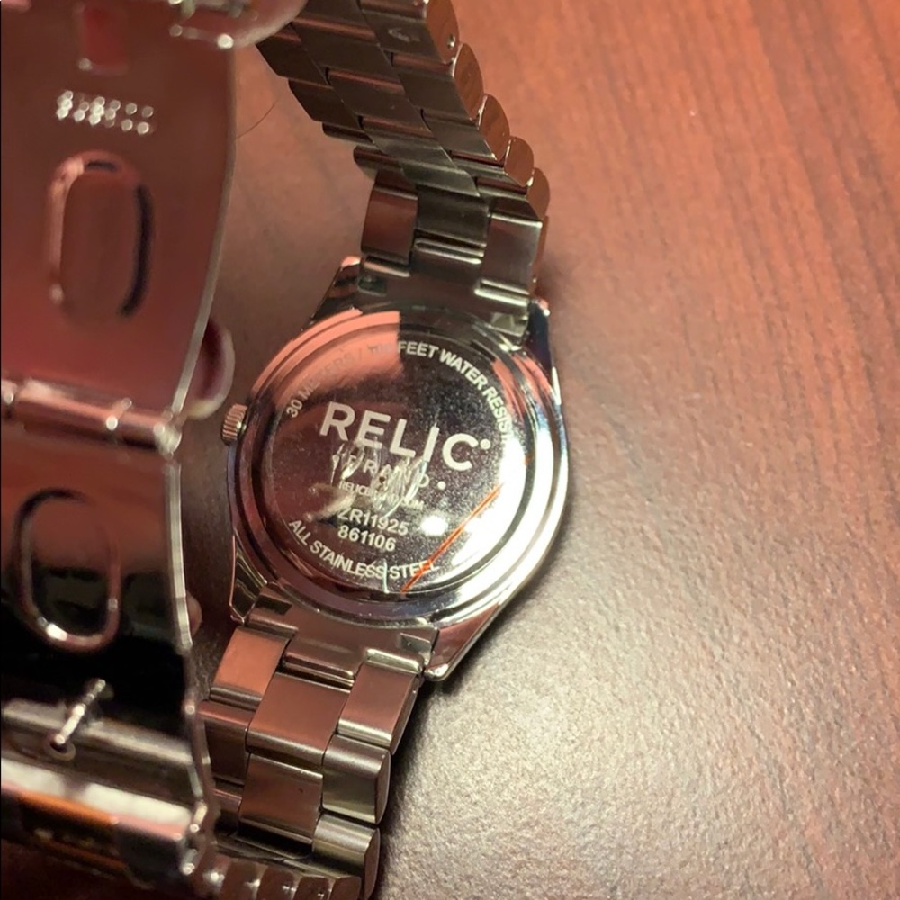 Watch - Picture 3 of 4